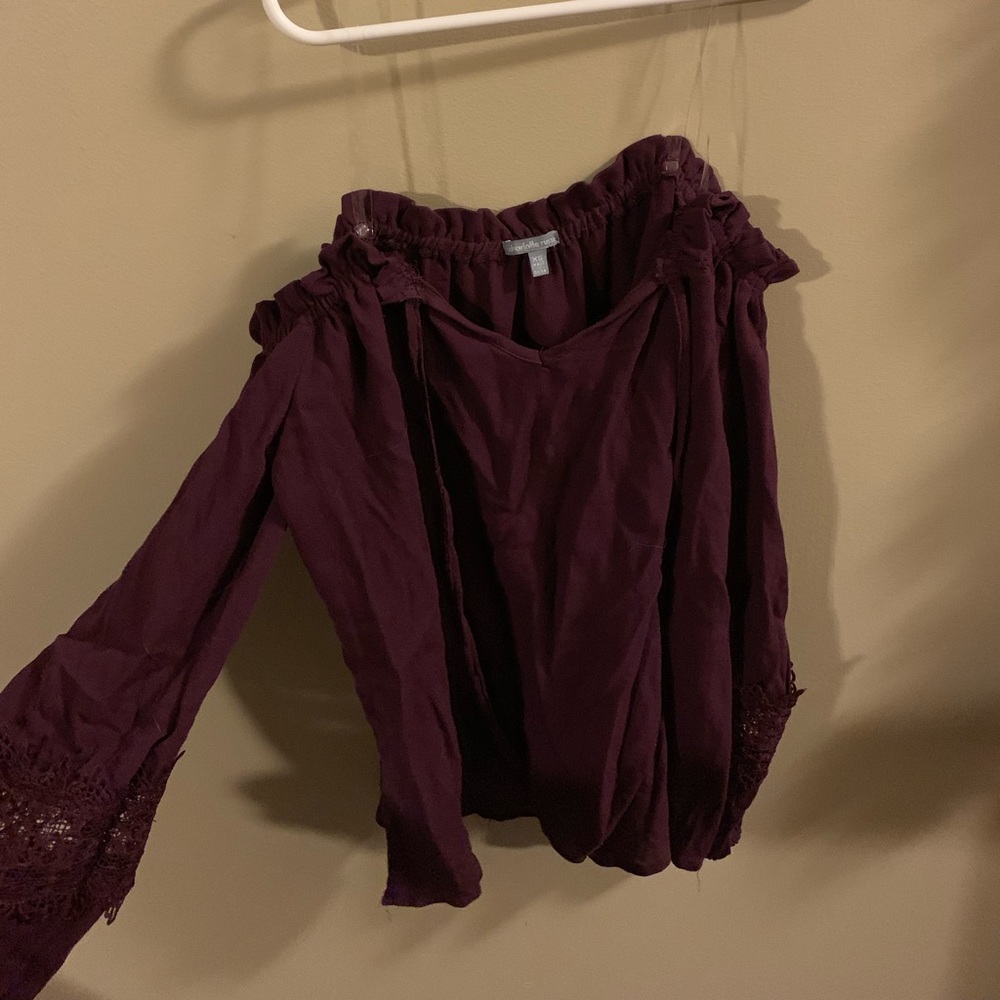 3/4 length sleeve shirt